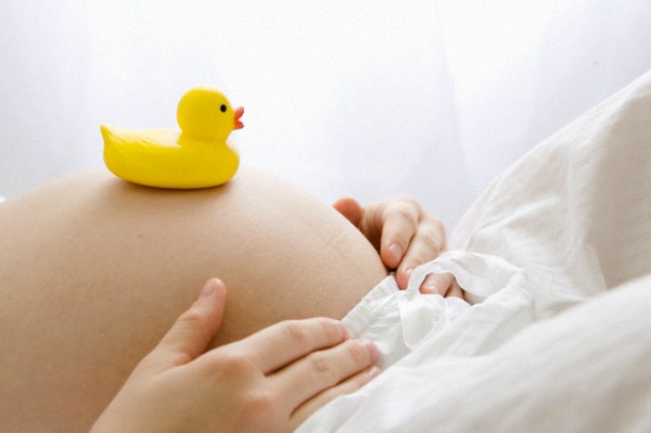 Medicine per blocco di dolori in un collo